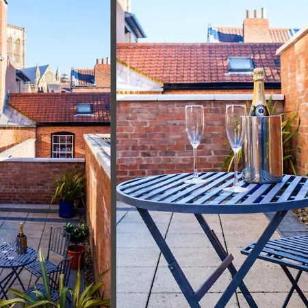 17 Stonegate - A House Of Holiday * York
